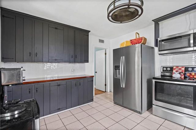 2915 Brierwood Drive, Mobile, AL 36606