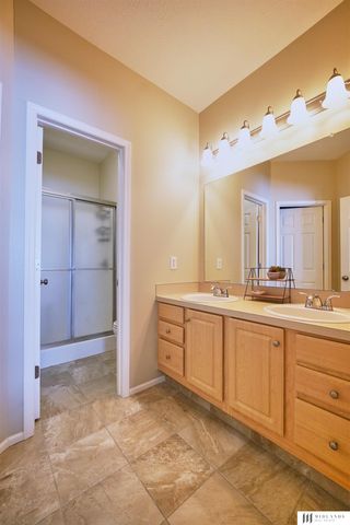 11611 Polk Street, Omaha, NE 68137