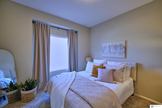 11611 Polk Street, Omaha, NE 68137