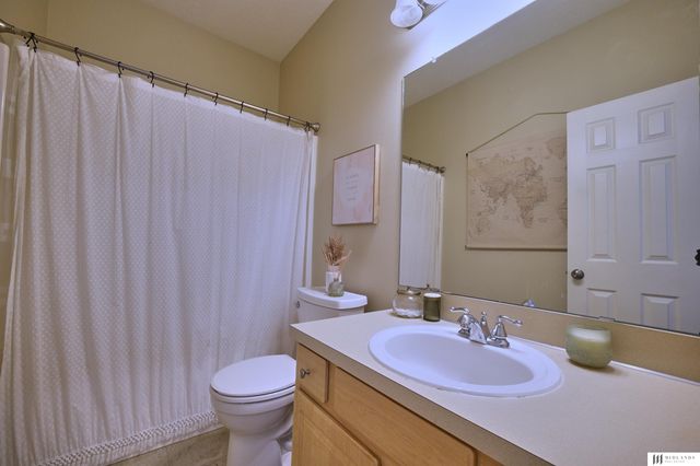 11611 Polk Street, Omaha, NE 68137