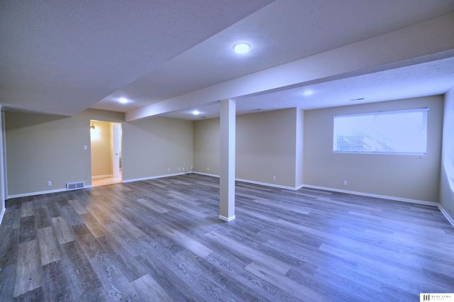 11611 Polk Street, Omaha, NE 68137