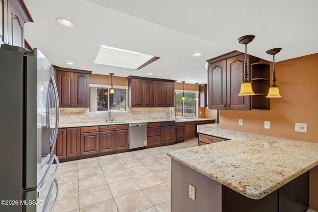 280 S Brown Avenue, Tucson, AZ 85710