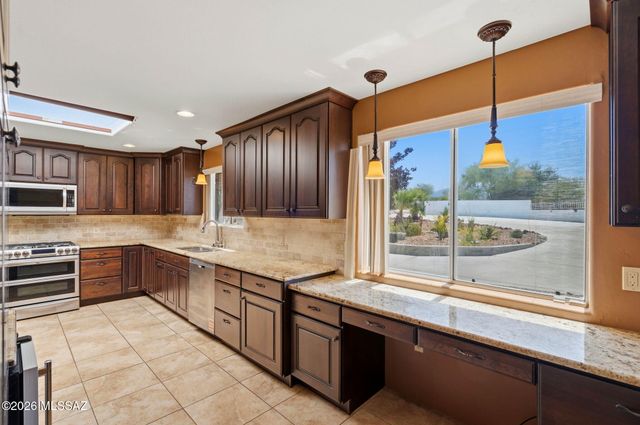 280 S Brown Avenue, Tucson, AZ 85710
