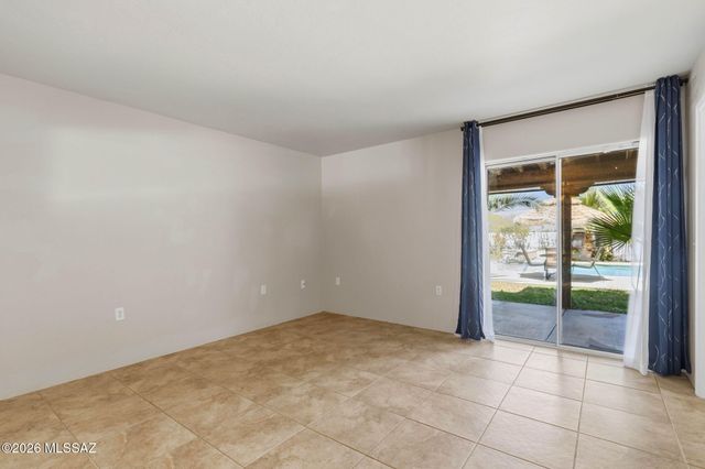 280 S Brown Avenue, Tucson, AZ 85710