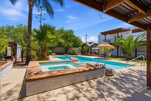 280 S Brown Avenue, Tucson, AZ 85710