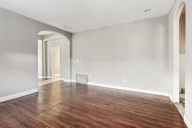 3733 Alsbury Street, Dallas, TX 75216