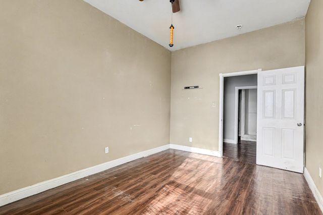 3733 Alsbury Street, Dallas, TX 75216