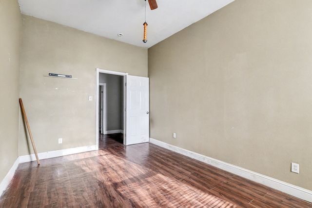 3733 Alsbury Street, Dallas, TX 75216