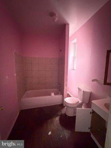 5804 CEDARHURST ST, Philadelphia, PA 19143