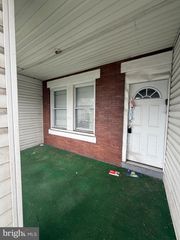 5804 CEDARHURST ST, Philadelphia, PA 19143
