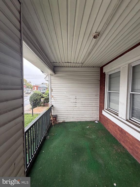 5804 CEDARHURST ST, Philadelphia, PA 19143 — photo 2