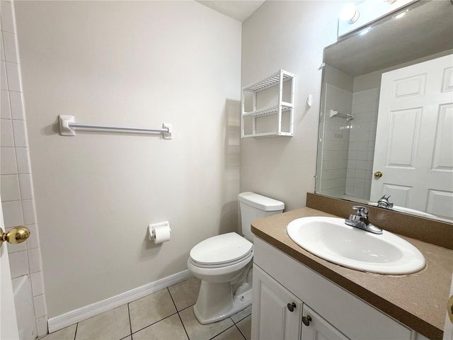 1717 W NASSAU STREET A, Tampa, FL 33607