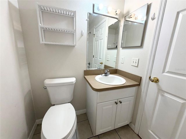 1717 W NASSAU STREET A, Tampa, FL 33607