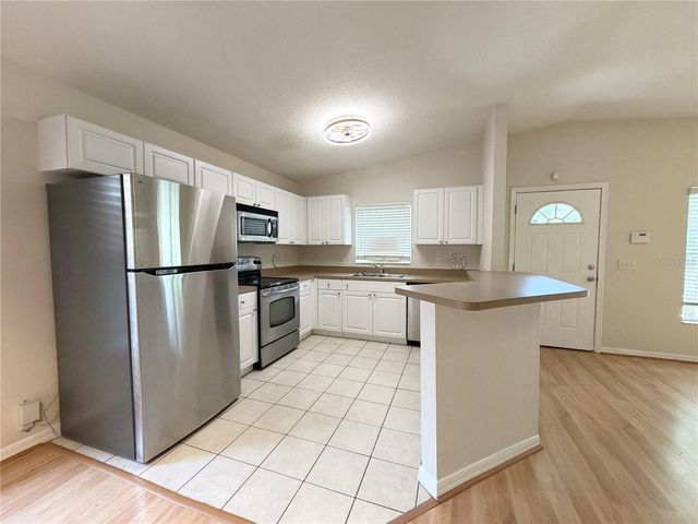 1717 W NASSAU STREET A, Tampa, FL 33607