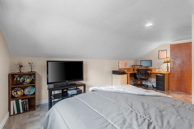 1344 HASTINGS STREET, Green Bay, WI 54301