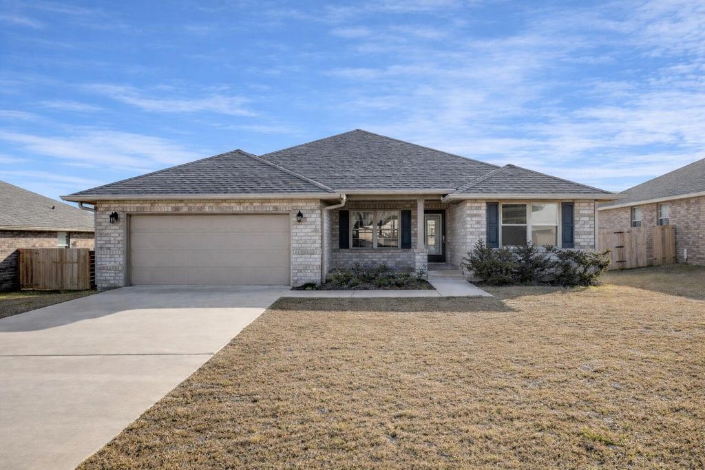 5839 Crestlake Drive, Crestview, FL 32536