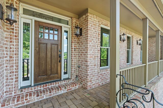 1112 Radnor Glen Dr, Brentwood, TN 37027