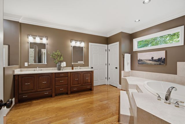 1112 Radnor Glen Dr, Brentwood, TN 37027