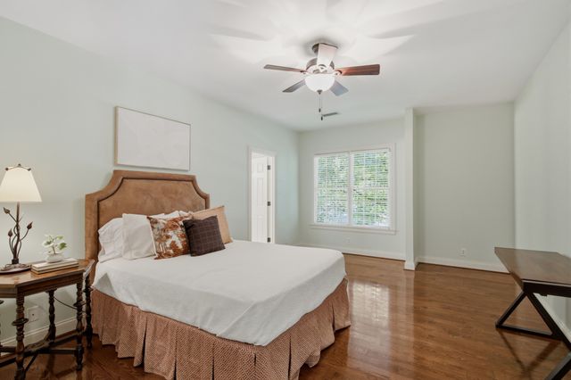 1112 Radnor Glen Dr, Brentwood, TN 37027