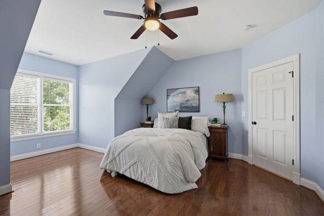 1112 Radnor Glen Dr, Brentwood, TN 37027