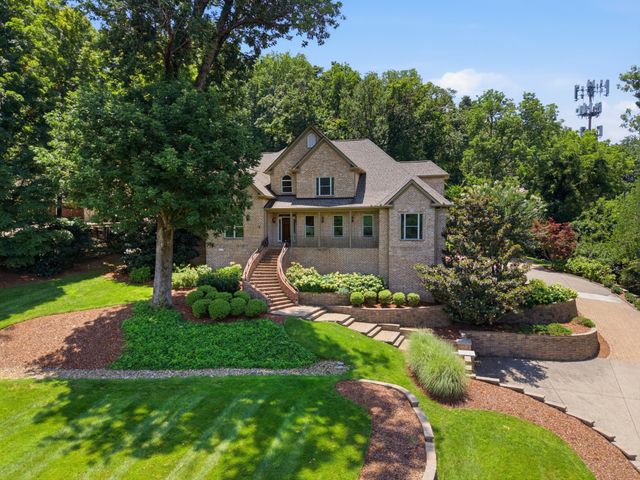 1112 Radnor Glen Dr, Brentwood, TN 37027