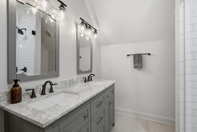 1112 Radnor Glen Dr, Brentwood, TN 37027