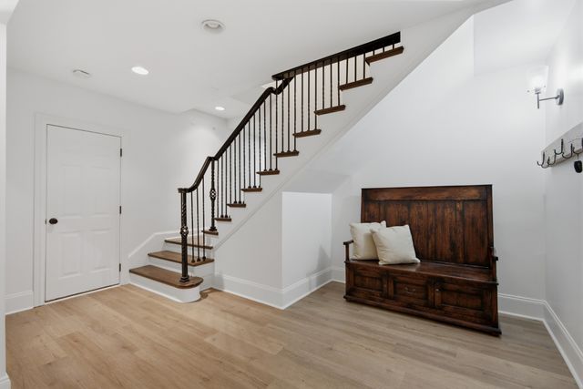 1112 Radnor Glen Dr, Brentwood, TN 37027