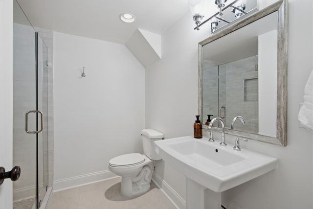 1112 Radnor Glen Dr, Brentwood, TN 37027