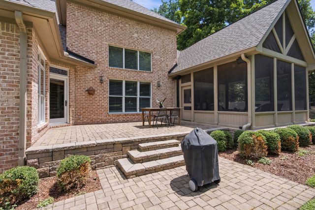 1112 Radnor Glen Dr, Brentwood, TN 37027