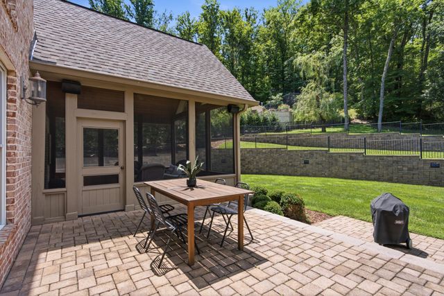 1112 Radnor Glen Dr, Brentwood, TN 37027