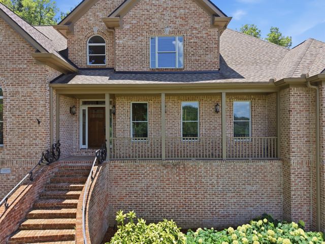 1112 Radnor Glen Dr, Brentwood, TN 37027