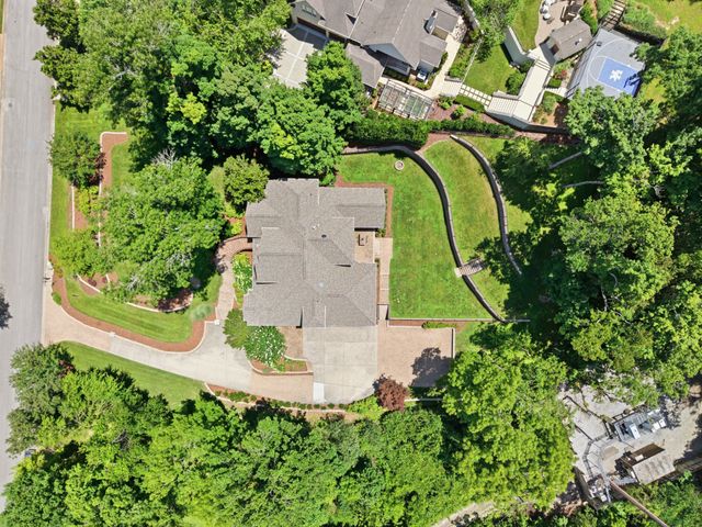 1112 Radnor Glen Dr, Brentwood, TN 37027
