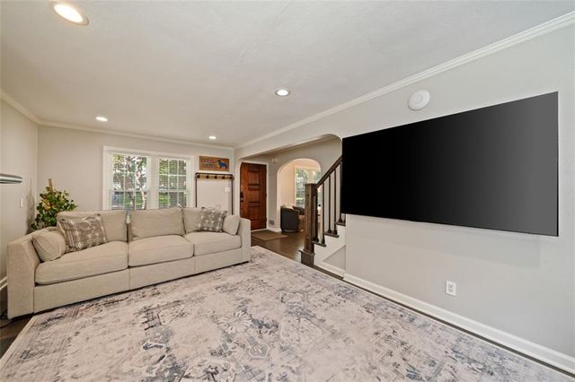 7411 Campbell Street, Kansas City, MO 64131