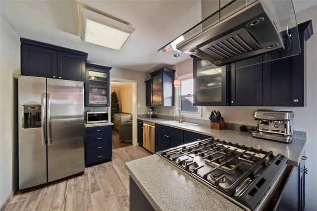 7411 Campbell Street, Kansas City, MO 64131