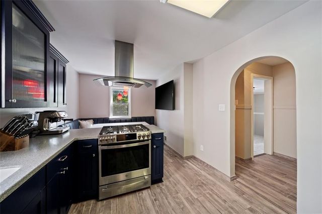 7411 Campbell Street, Kansas City, MO 64131