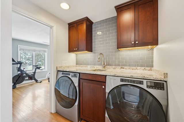 4940 Harriet Avenue, Minneapolis, MN 55419