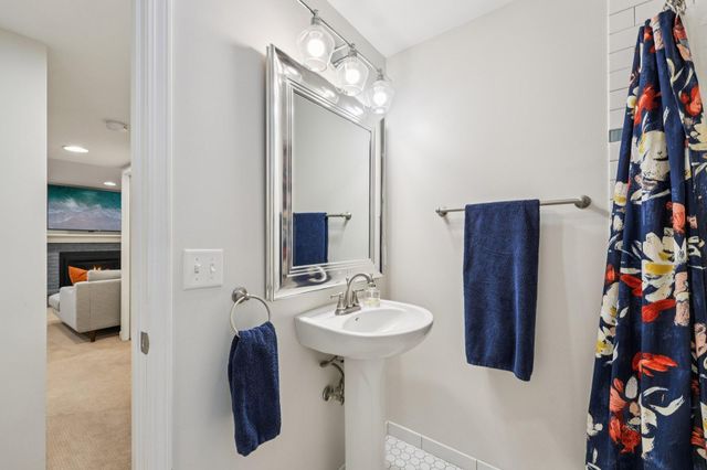 4940 Harriet Avenue, Minneapolis, MN 55419