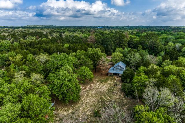 242 Cody LN, Bastrop, TX 78602
