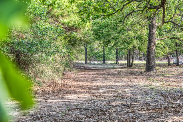 242 Cody LN, Bastrop, TX 78602