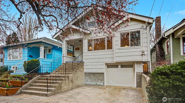 604 N 44th Street, Seattle, WA 98103