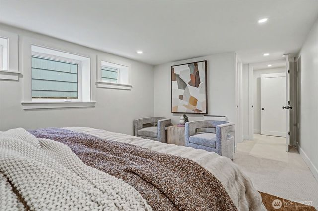 604 N 44th Street, Seattle, WA 98103