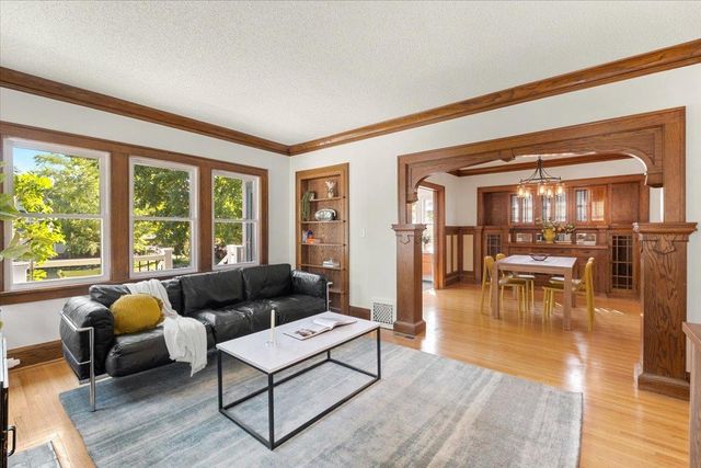 2606 Hayes Street NE, Minneapolis, MN 55418