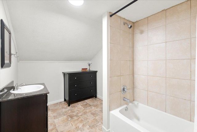 2606 Hayes Street NE, Minneapolis, MN 55418