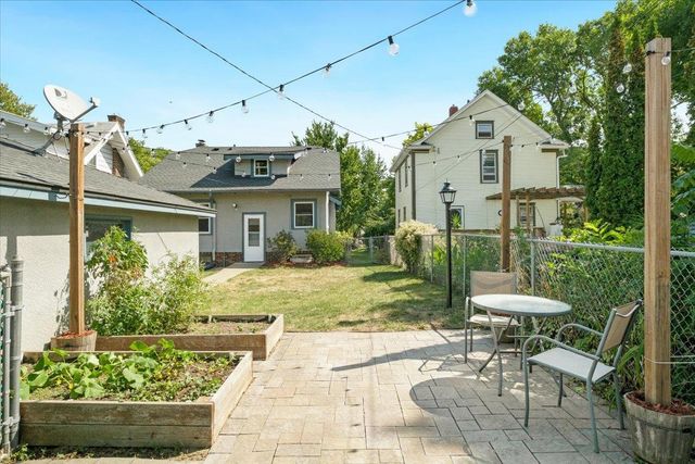 2606 Hayes Street NE, Minneapolis, MN 55418