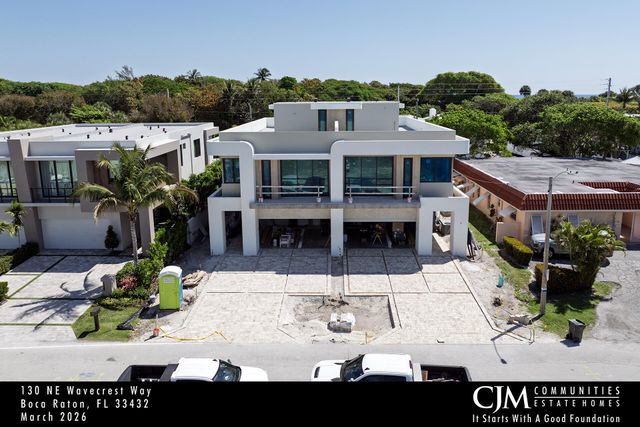 130 NE Wavecrest Way, Boca Raton, FL 33432