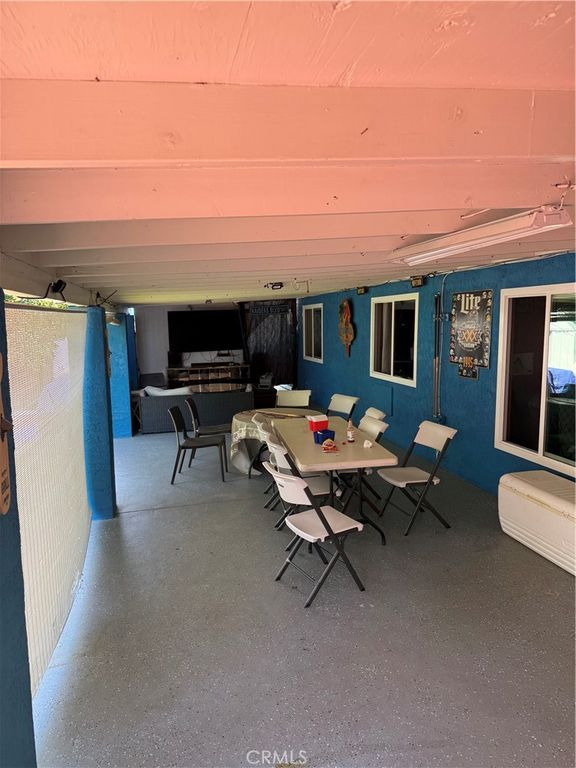 8201 Yarmouth Avenue, Reseda, CA 91335 — photo 2
