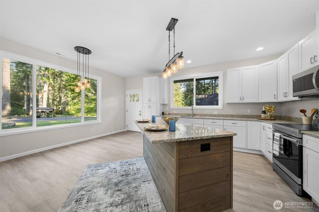 11813 Island Drive, Anderson Island, WA 98303