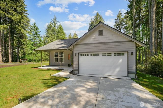 11813 Island Drive, Anderson Island, WA 98303