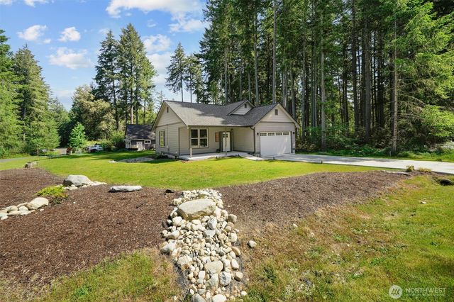 11813 Island Drive, Anderson Island, WA 98303