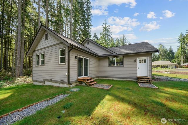 11813 Island Drive, Anderson Island, WA 98303